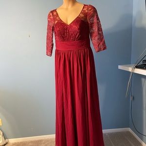 Wedding / Bridesmaid / special occasion dress perfect for Valentines Day